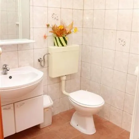 Apartment By The Sea Okrug Gornji, Ciovo - 22139
