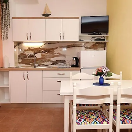 By The Sea Okrug Gornji, Ciovo - 22139 Apartment